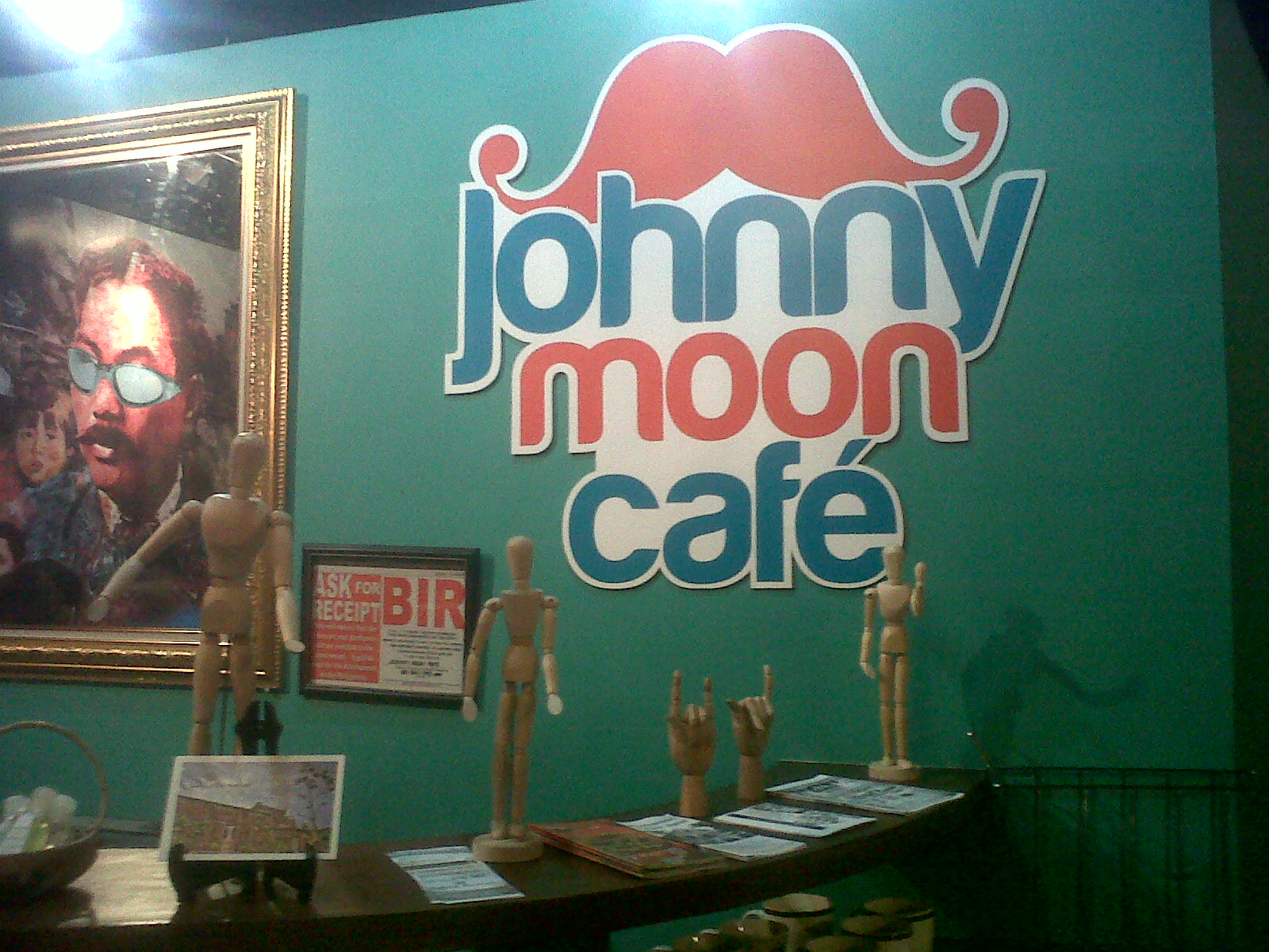 Ilocos Part 2: Johnny Moon Cafe’s Bagnet Sandwich